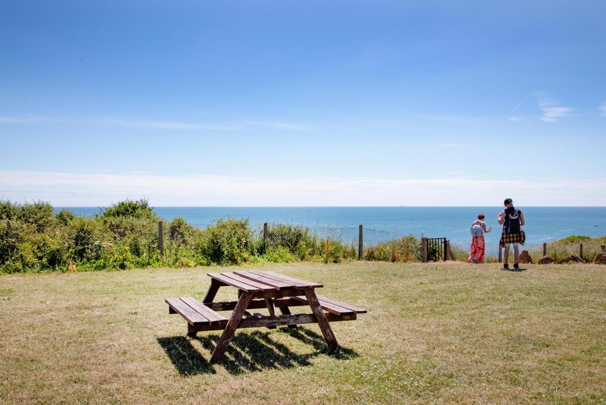 Cheerful At Landscove In Vakantiehuis *