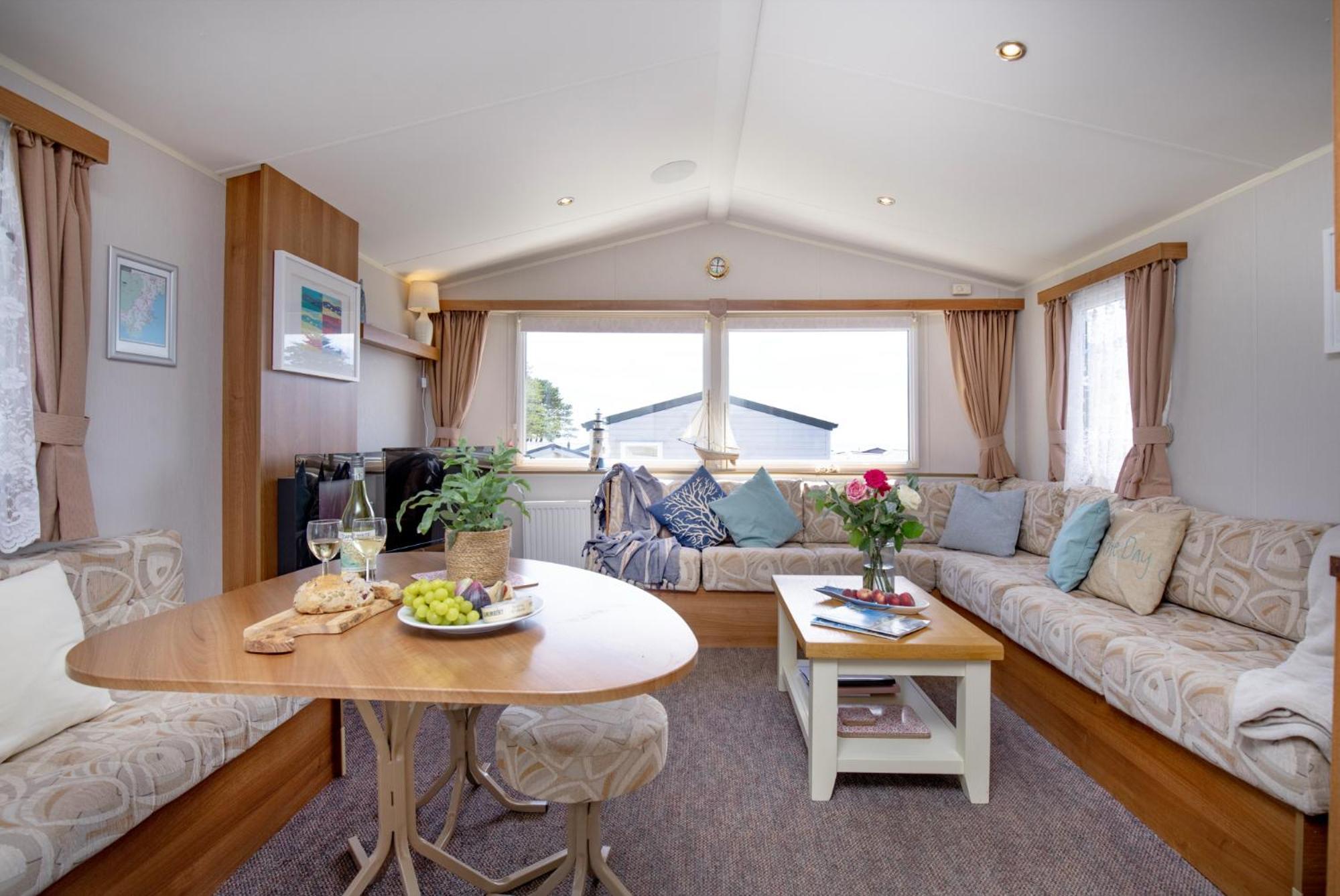 Holiday home Cheerful At Landscove In