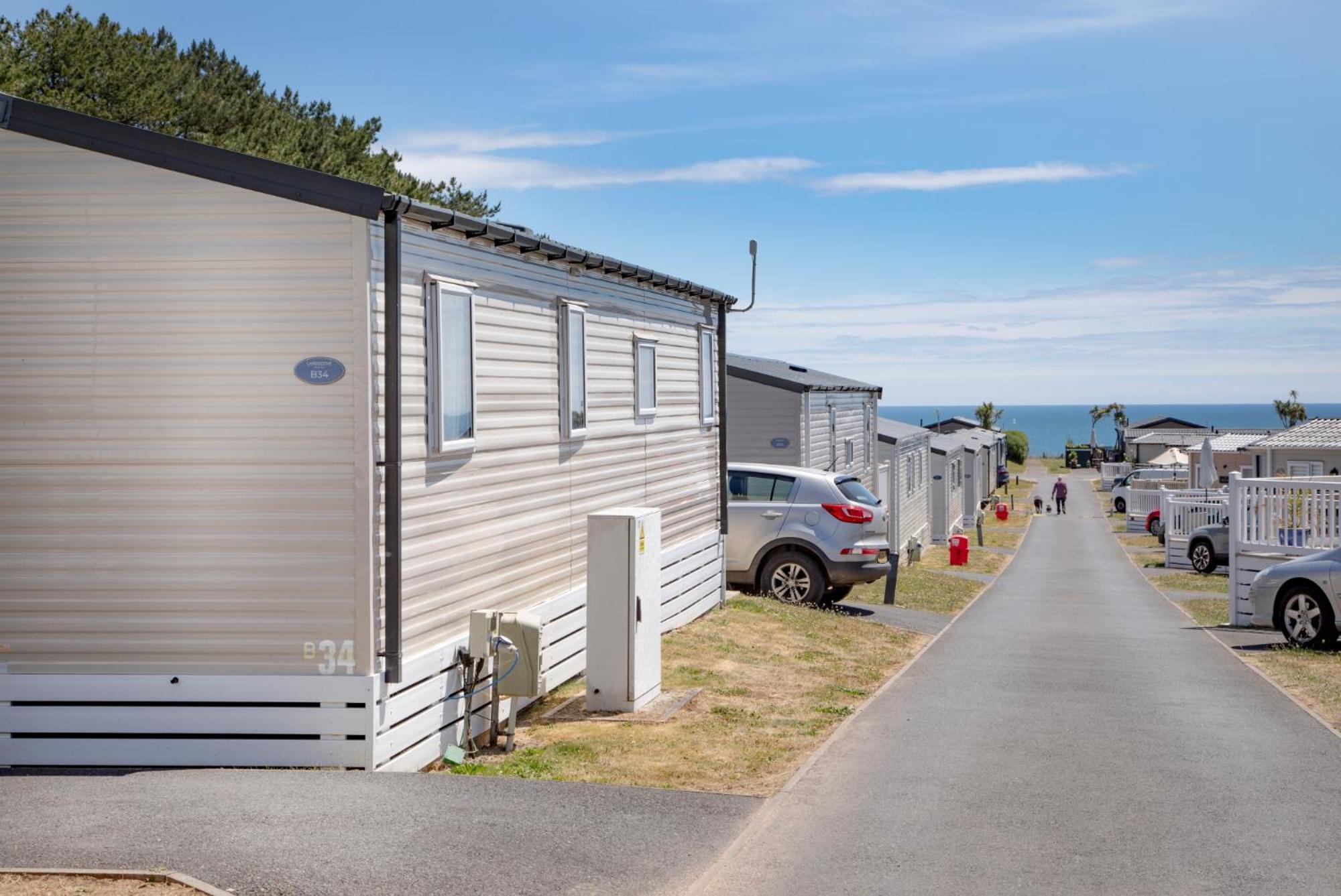 Holiday home Cheerful At Landscove In