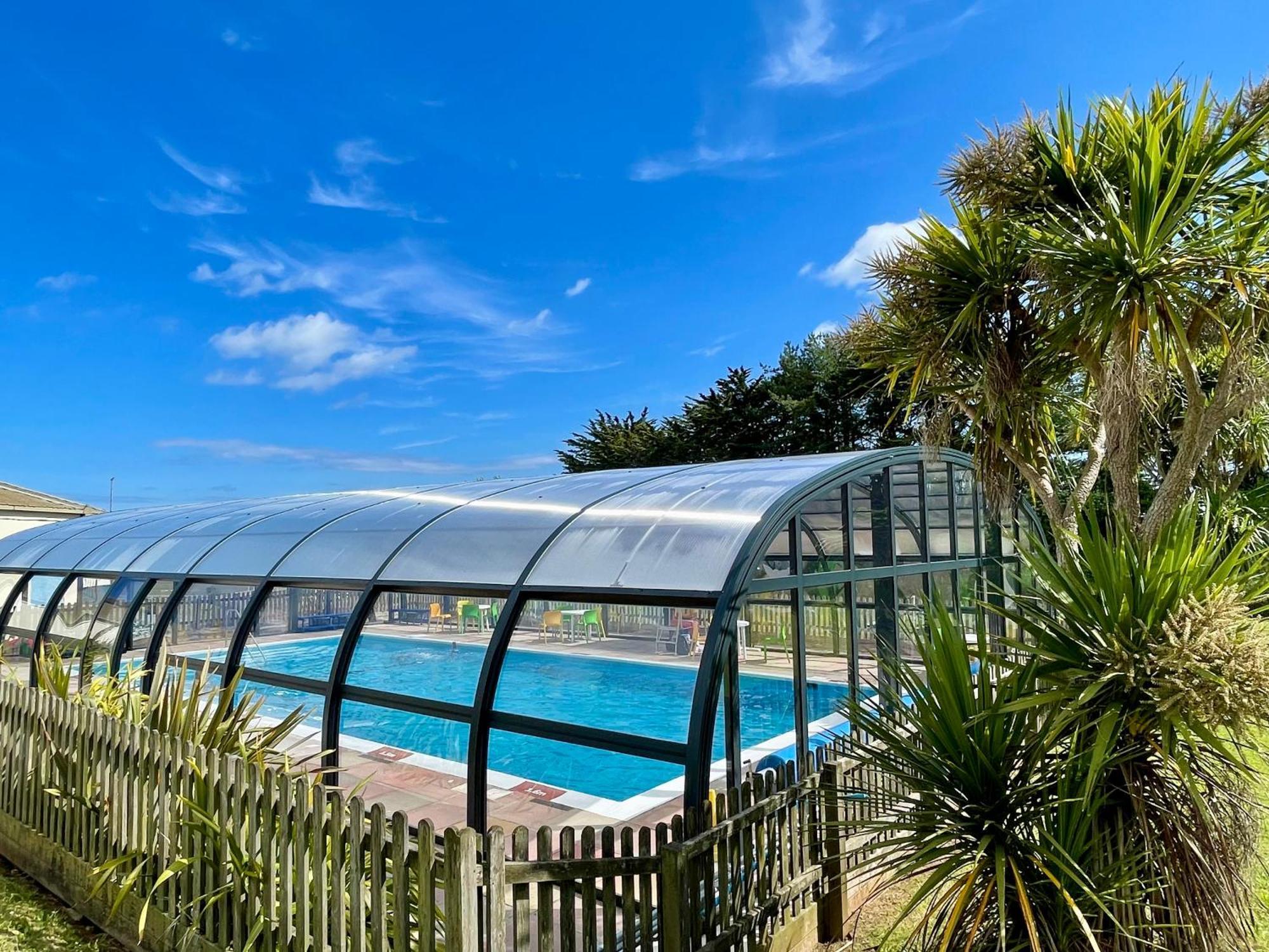 Holiday home Cheerful At Landscove In